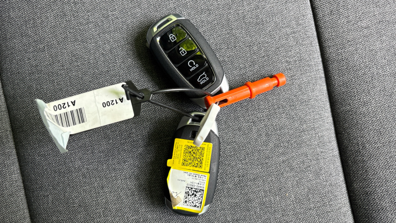 Hyundai INSTER 85kW Cross 49kWh 5dr Auto Electric Hatchback
